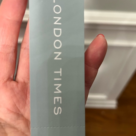 London Times Elegant Red Long Sleeve Dress - Picture 4 of 4